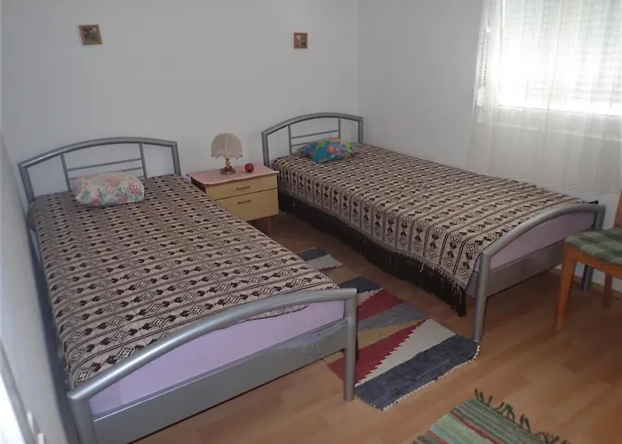 Апартаменты Velebit *