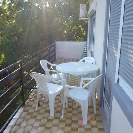 Apartment Velebit *